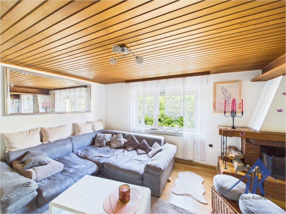 Wohnzimmer OG Mehrfamilienhaus Contwig