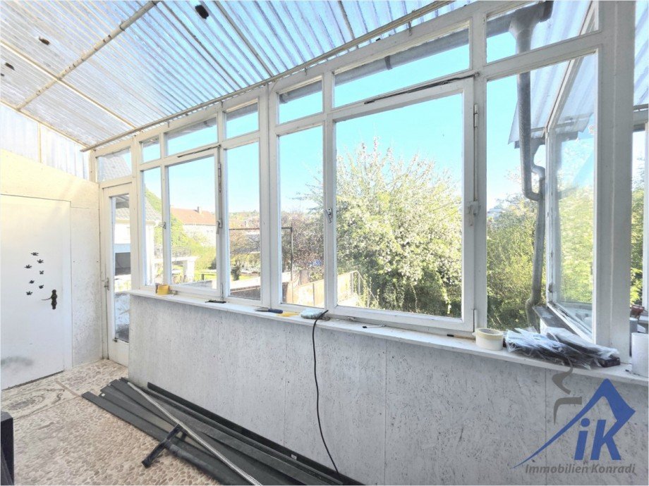 Flur Doppelhaush�lfte Thaleischweiler-Fr�schen