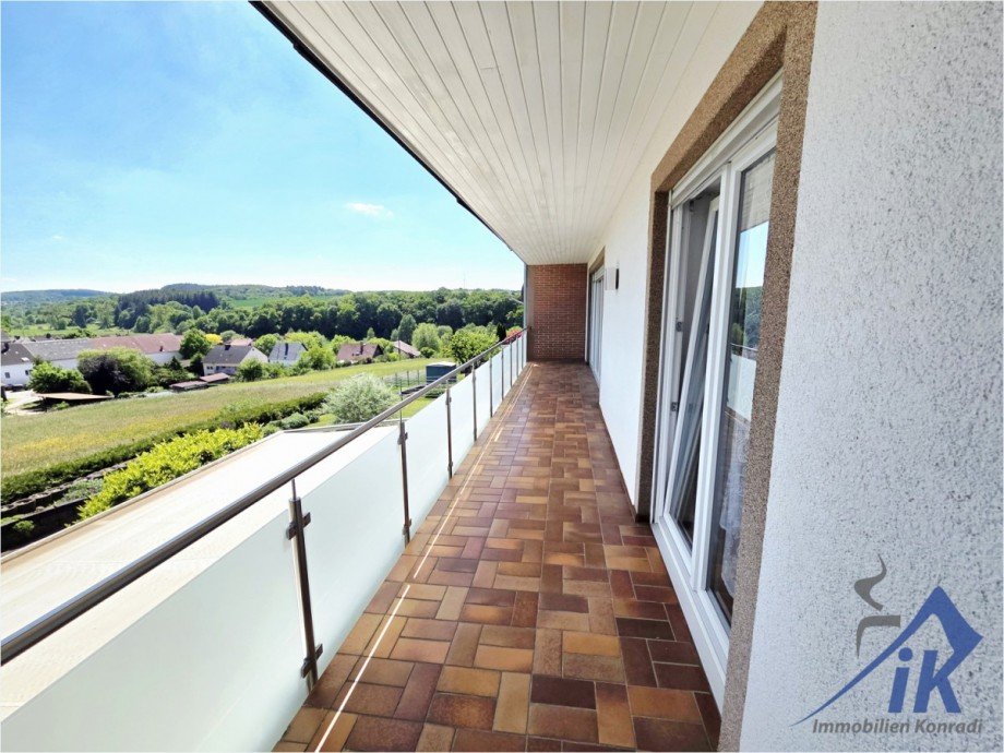 Balkon Zweifamilienhaus Herschweiler-Pettersheim