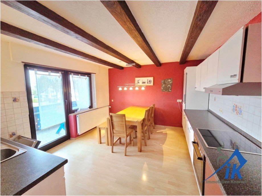 K�che OG Doppelhaush�lfte Hauptstuhl