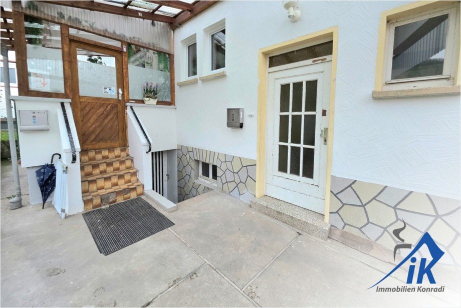 Eingang Zweifamilienhaus Homburg / Kirrberg