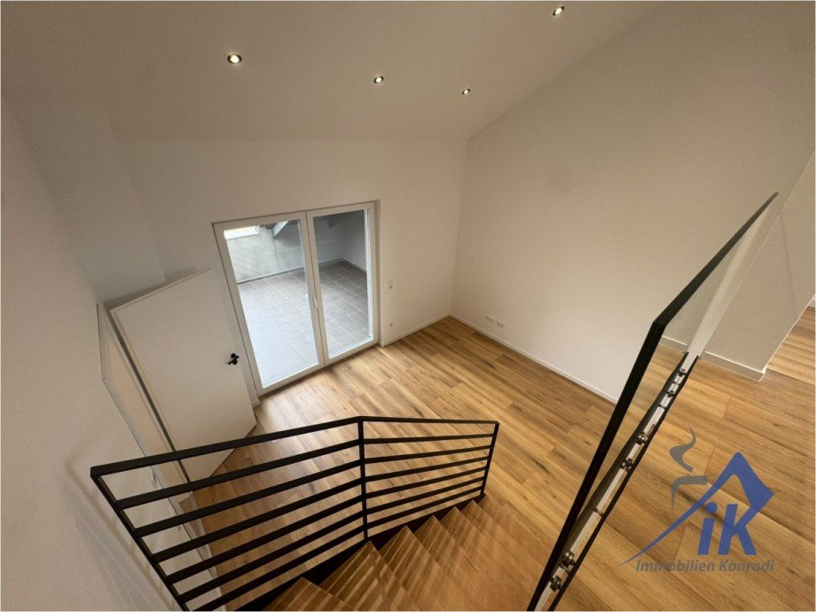 Studio Doppelhaush�lfte Ramstein