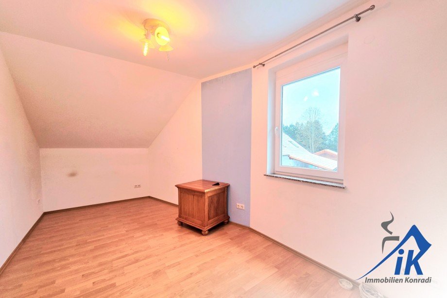 Schlafzimmer OG Einfamilienhaus Hauptstuhl