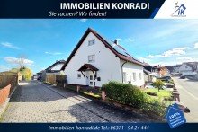 Frontansicht IK|Gepflegtes Zweifamilienhaus in attraktiver Lage von Sch�nenberg-K�belberg