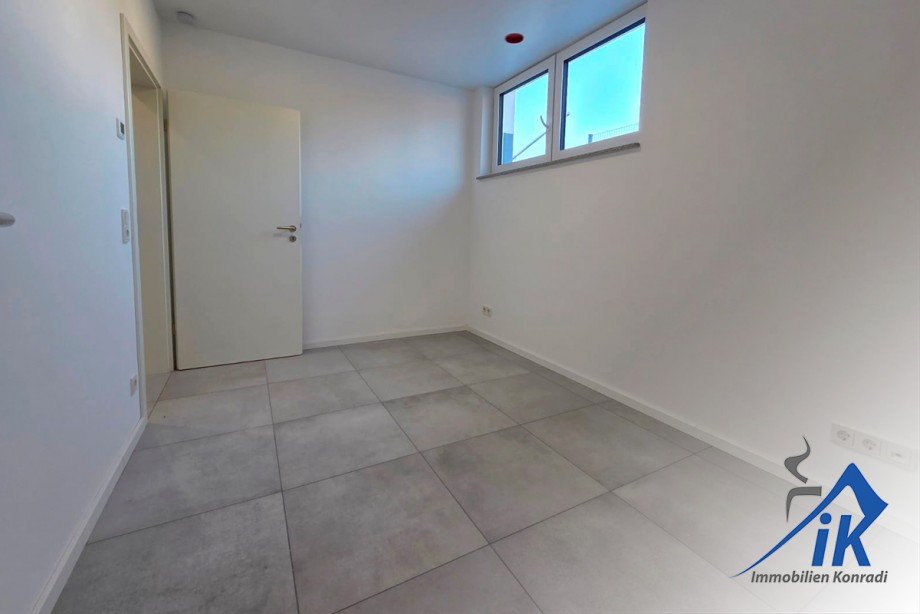 B�ro EG Doppelhaush�lfte Thaleischweiler