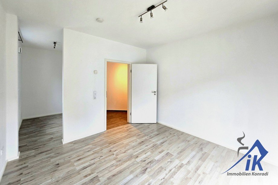 Schlafzimmer 1 EG Einfamilienhaus Reichenbach-Steegen