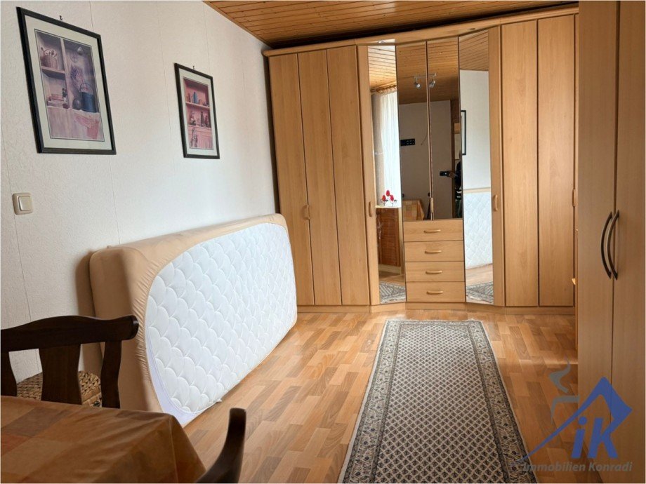 Ankleide OG Einfamilienhaus Kaiserslautern / Erlenbach