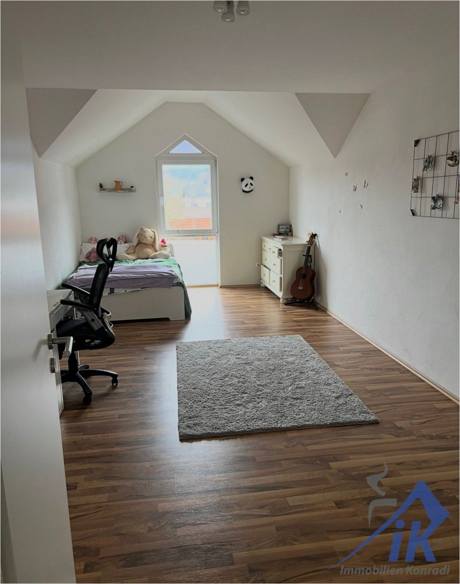Schlafzimmer Einfamilienhaus Hauptstuhl