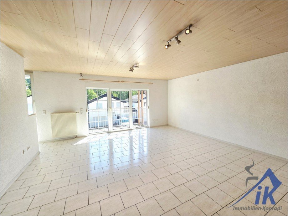 Wohnzimmer OG Reihenmittelhaus Oberstaufenbach