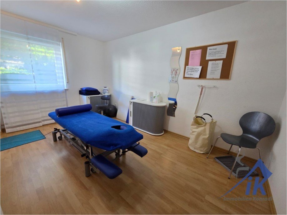 Behandlungsraum EG Zweifamilienhaus KL- Hohenecken