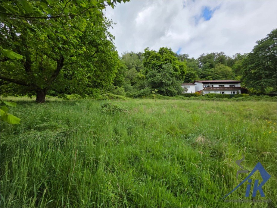 Garten Doppelhaush�lfte Dellfeld