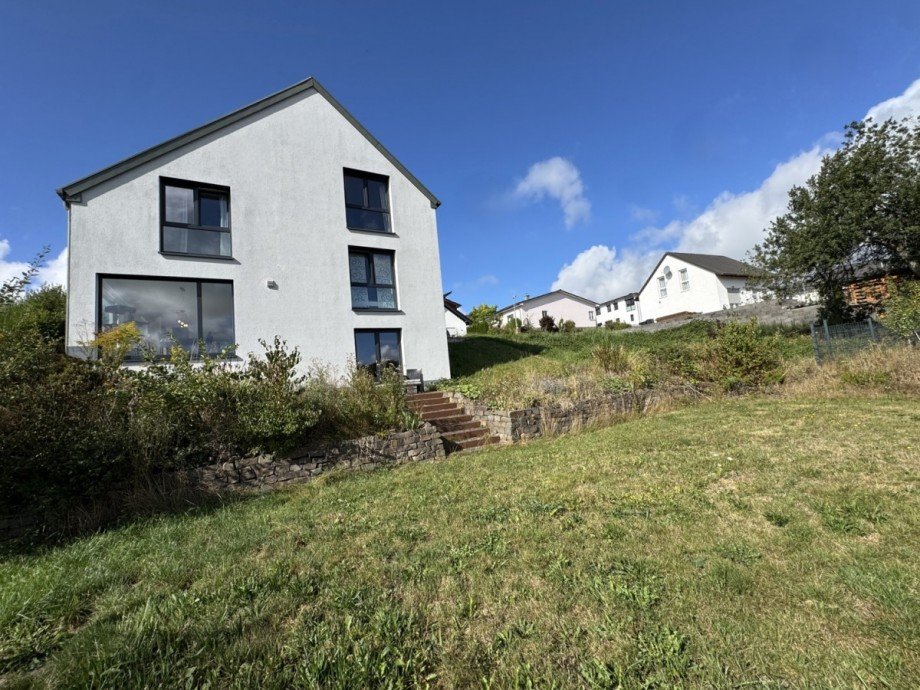 Gartenansicht Einfamilienhaus Altenkirchen