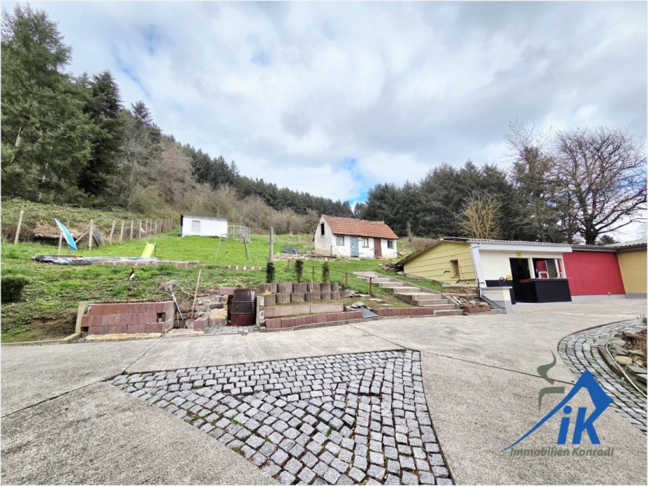 Garten Mehrfamilienhaus Sankt Julian