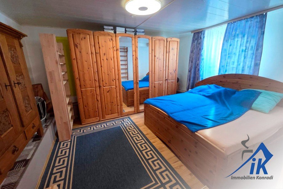 Schlafzimmer KG Zweifamilienhaus KL- Hohenecken