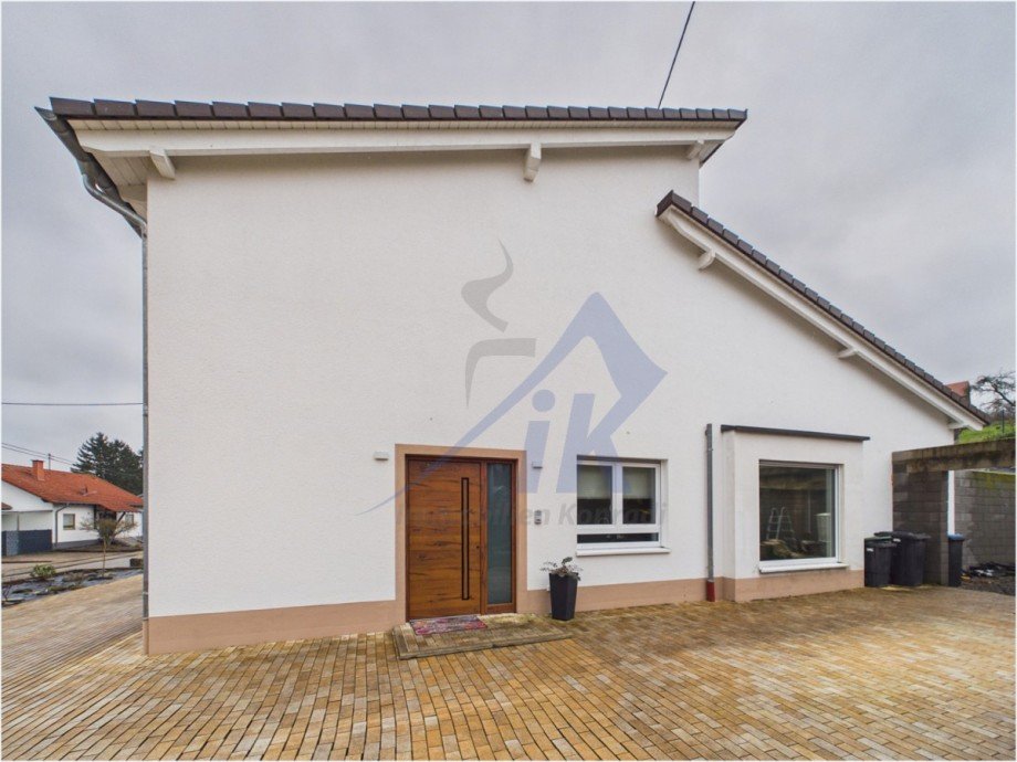 Eingang Haus Zweifamilienhaus Sch�nenberg