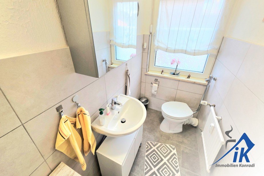 Badezimmer 1OG Haus Pirmasens