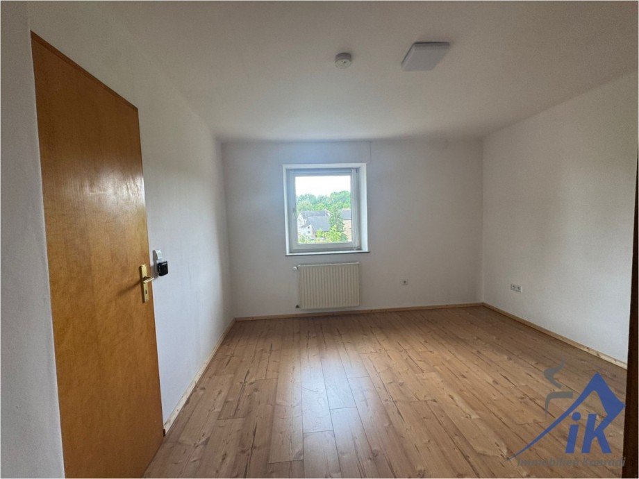 B�ro / Schlafzimmer Einfamilienhaus Nanzdietschweiler