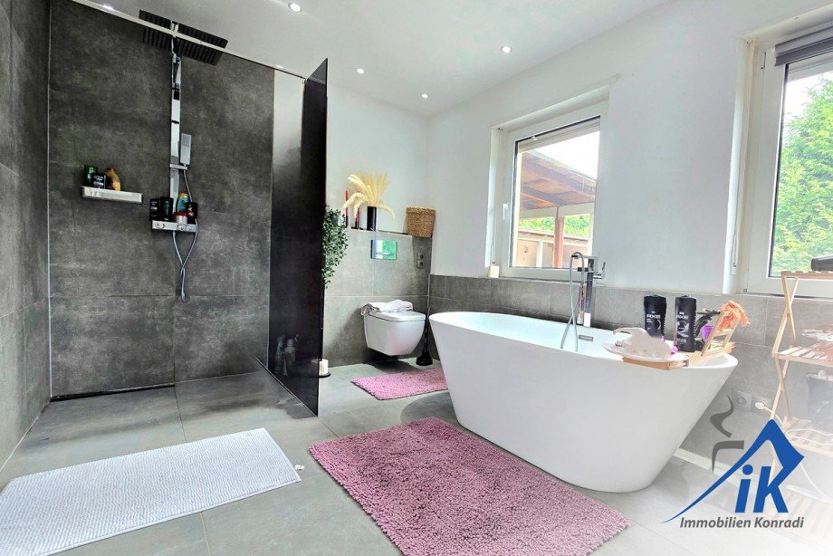 Badezimmer Zweifamilienhaus Sankt Julian