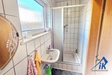 G�ste-WC EG IK|Gepflegtes Zweifamilienhaus in attraktiver Lage von Sch�nenberg-K�belberg