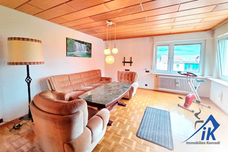 Wohnzimmer EG Einfamilienhaus Theisbergstegen / Godelhausen