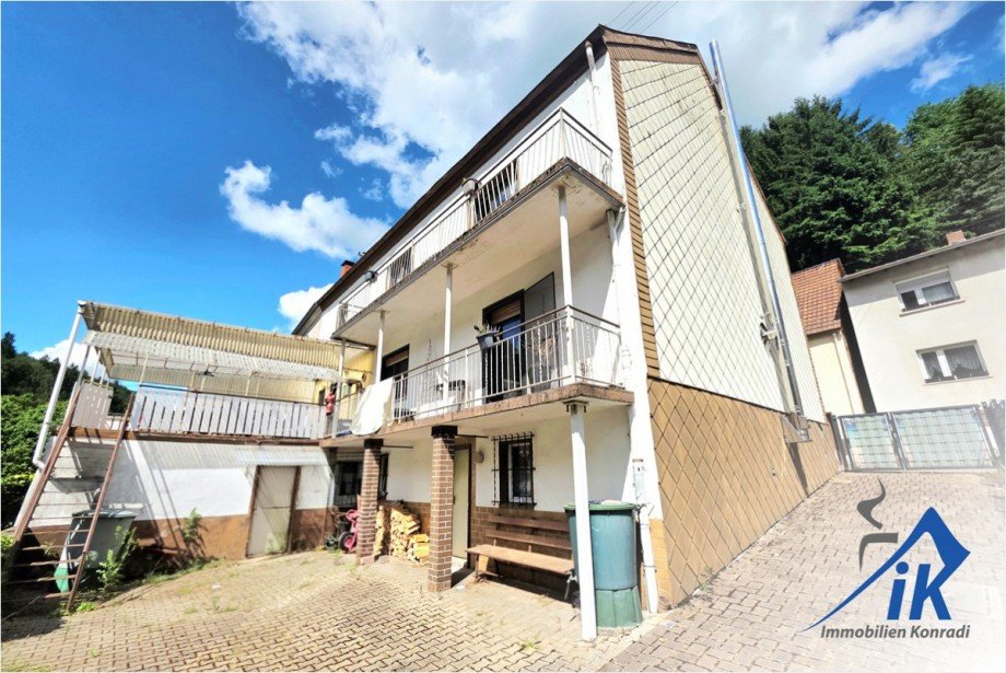 R�ckansicht Reihenendhaus Wiesbach