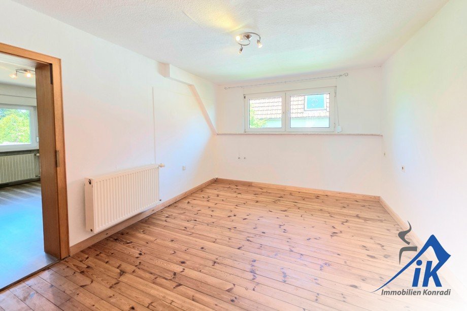 Durchgangszimmer OG Einfamilienhaus Schallodenbach