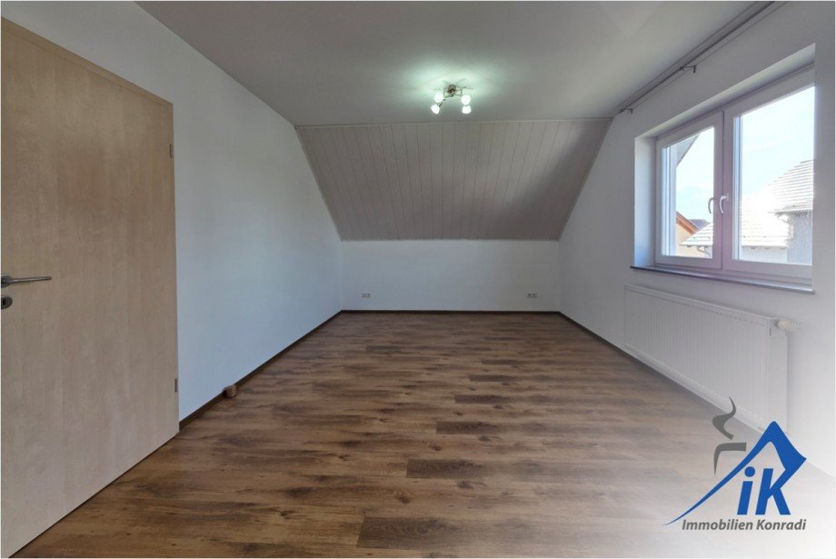 Schlafzimmer OG Einfamilienhaus Siegelbach