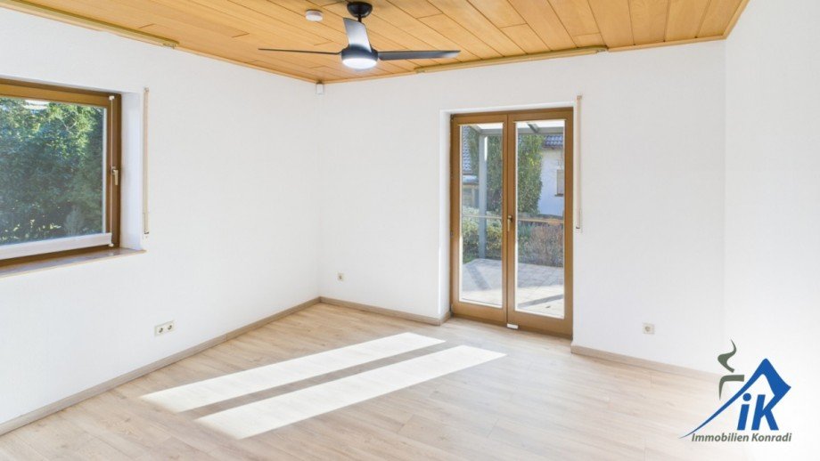 Schlafzimmer EG Einfamilienhaus H�tschenhausen