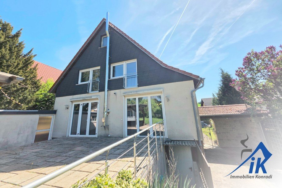 R�ckansicht Einfamilienhaus Schallodenbach