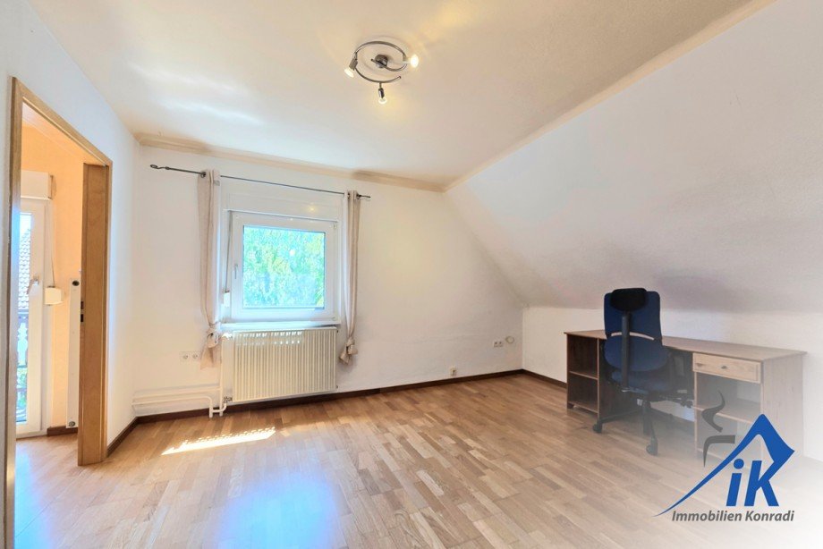 Durchgangszimmer OG Einfamilienhaus Schallodenbach