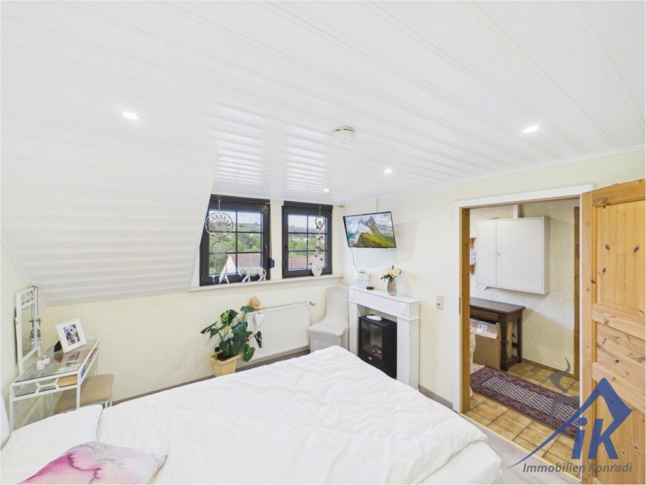 Schlafzimmer Doppelhaush�lfte Dellfeld