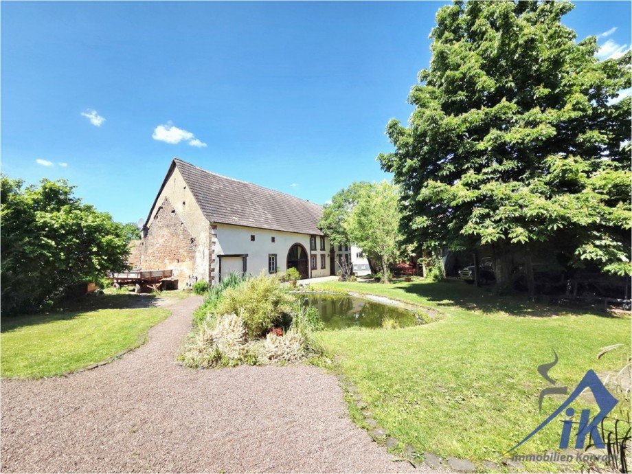 Garten /Hof Einfamilienhaus Gro�bundenbach