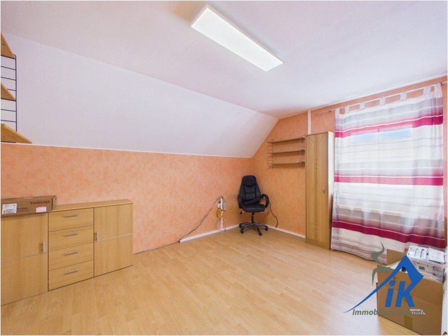 Schlafzimmer Einfamilienhaus Kottweiler-Schwanden