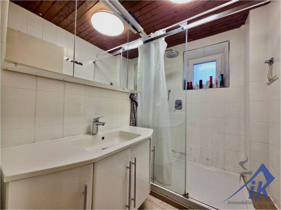 Badezimmer EG Einfamilienhaus Bruchm�hlbach-Miesau