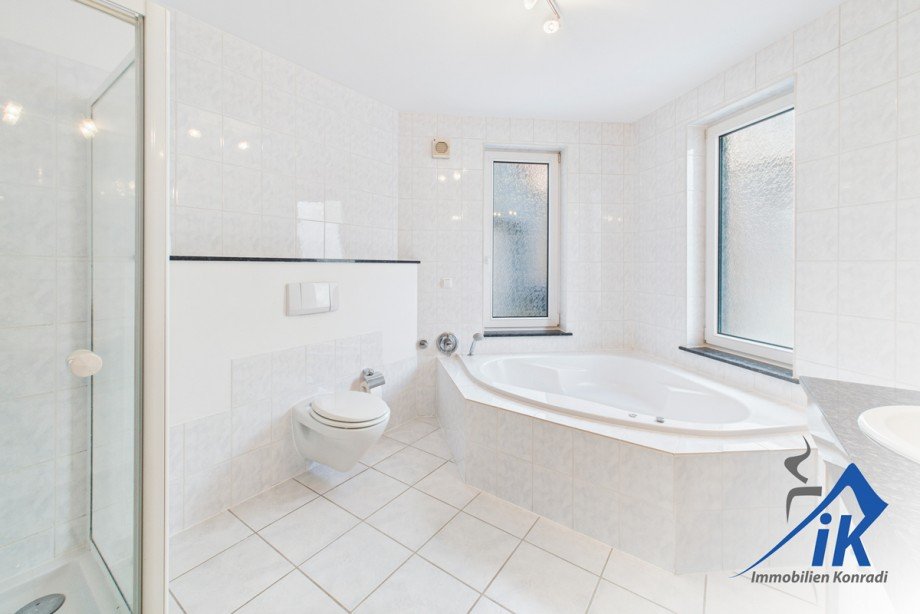 Badezimmer Zweifamilienhaus Ramstein-Miesenbach
