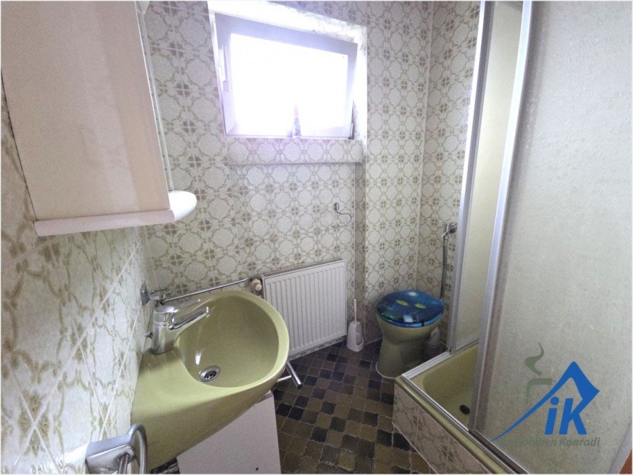 Badezimmer OG Einfamilienhaus Niedermohr