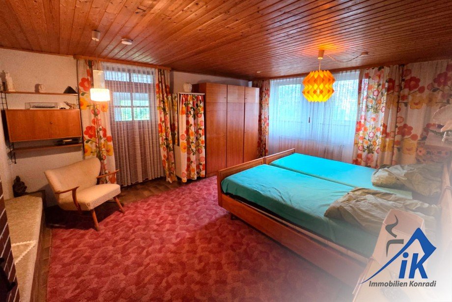 Schlafzimmer KG Einfamilienhaus Waldfischbach-Burgalben