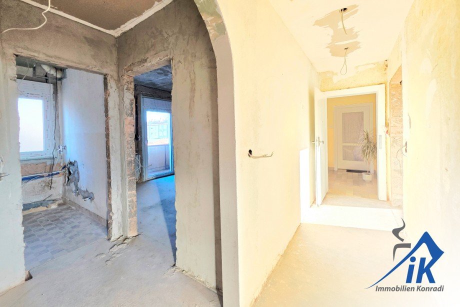 1OG links Mehrfamilienhaus Pirmasens