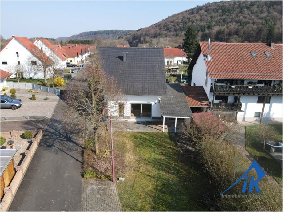 Au�enansicht Einfamilienhaus Hauptstuhl