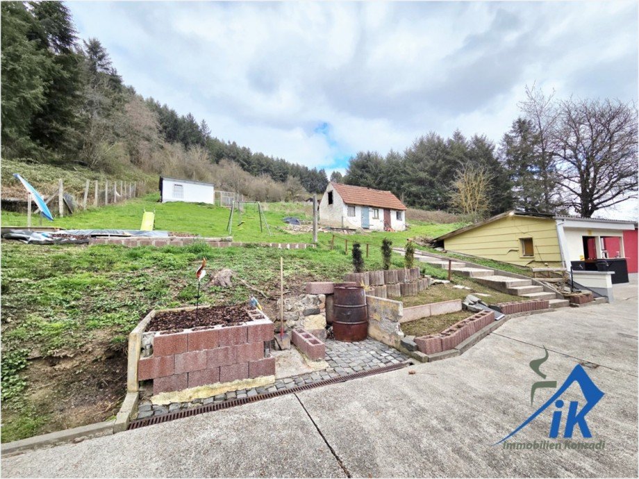 Garten Mehrfamilienhaus Sankt Julian