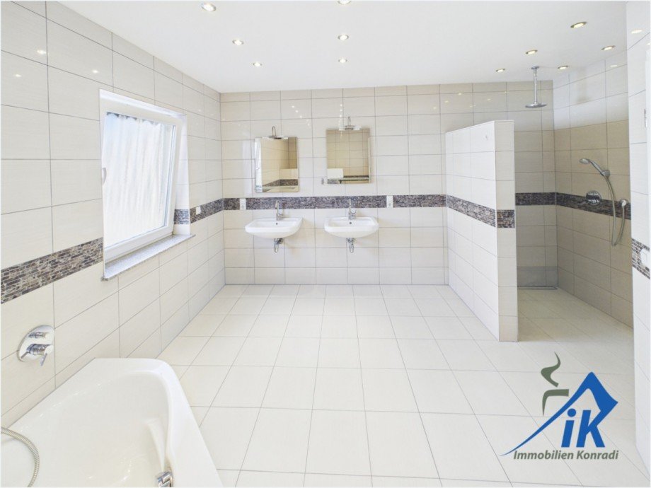 Badezimmer OG Einfamilienhaus Ramstein-Miesenbach