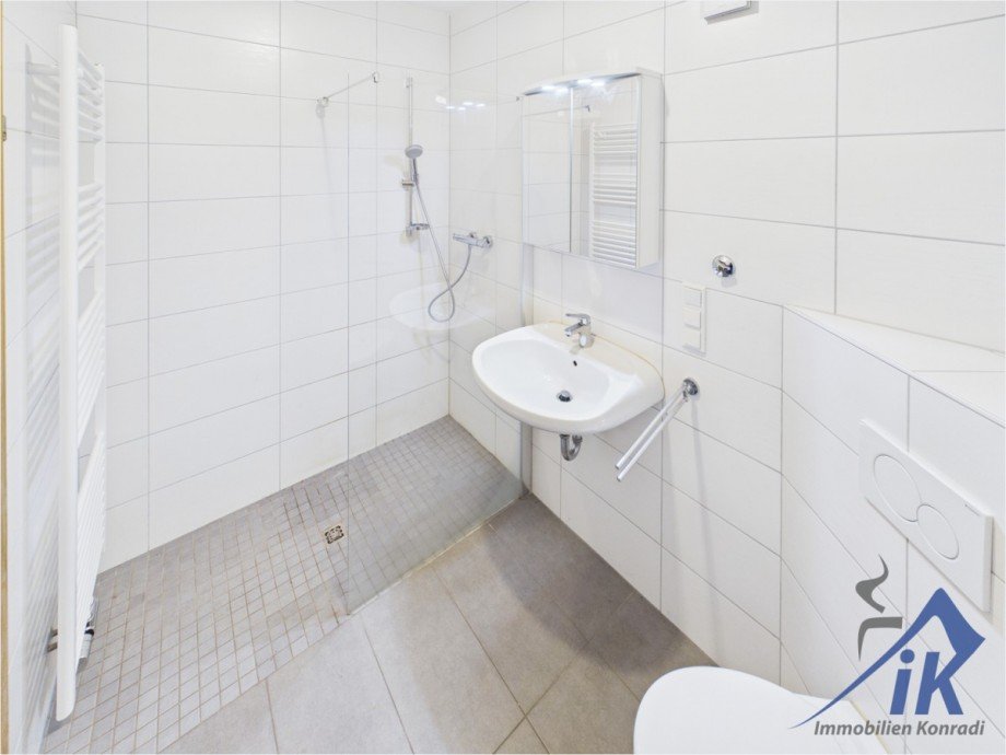 Badezimmer EG Reihenmittelhaus Zweibr�cken / Ixheim