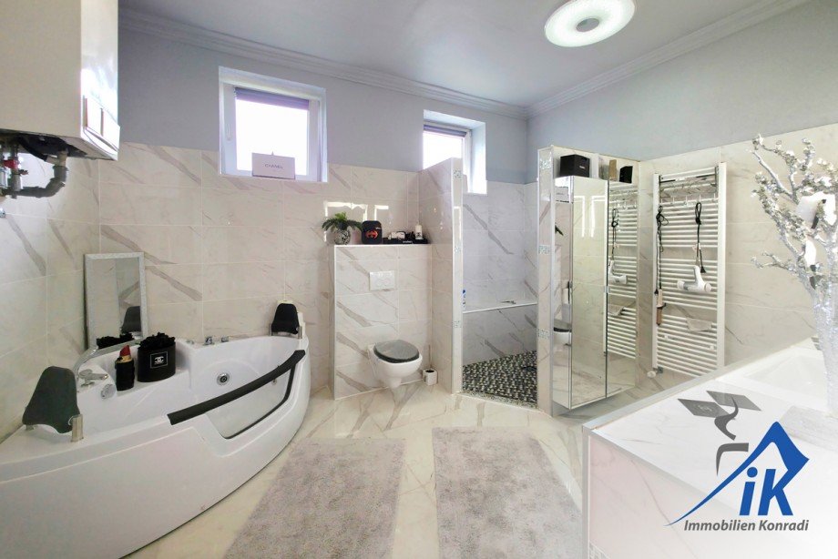 Badezimmer 1 Mehrfamilienhaus Landstuhl