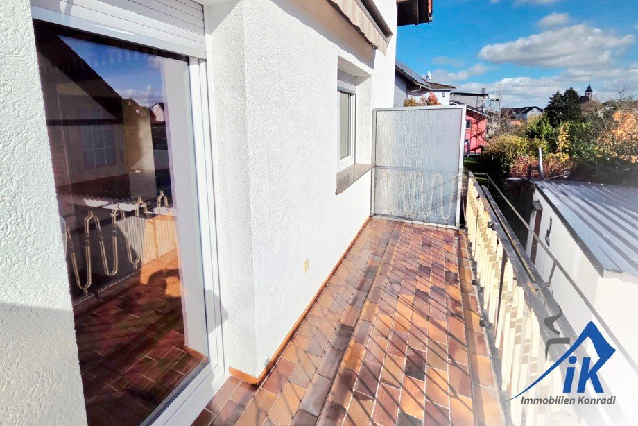 Balkon EG Zweifamilienhaus Sch�nenberg-K.