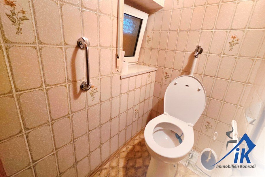 1G�ste - WC EG Einfamilienhaus Theisbergstegen / Godelhausen