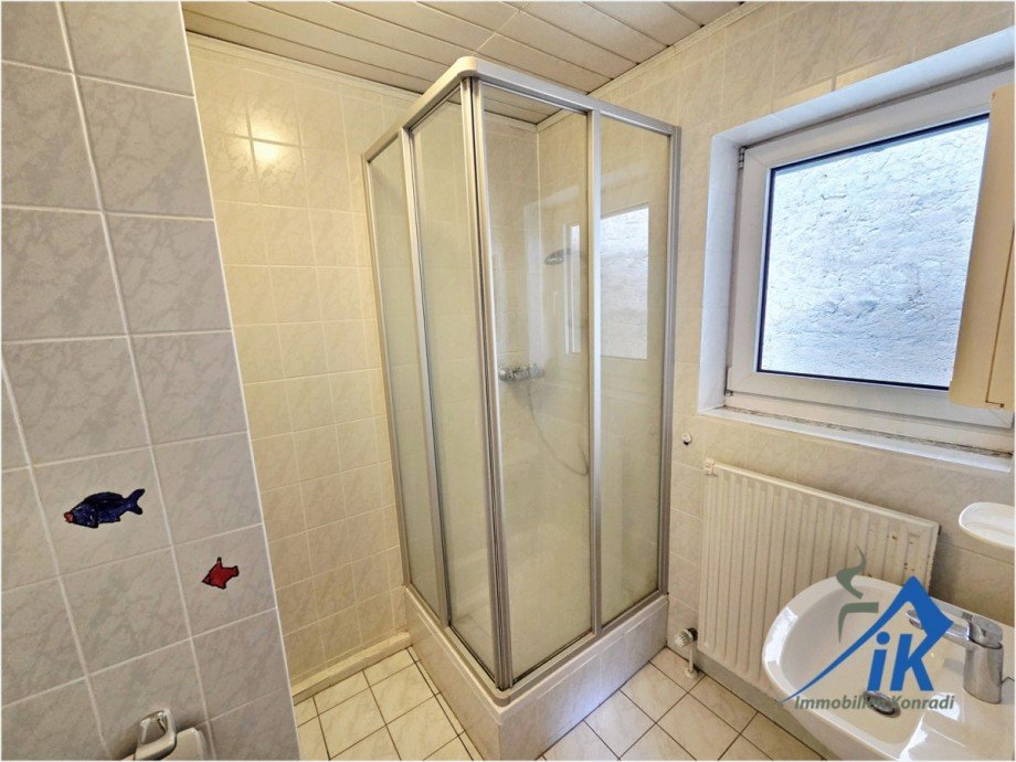 Bad OG Zweifamilienhaus L�llbach