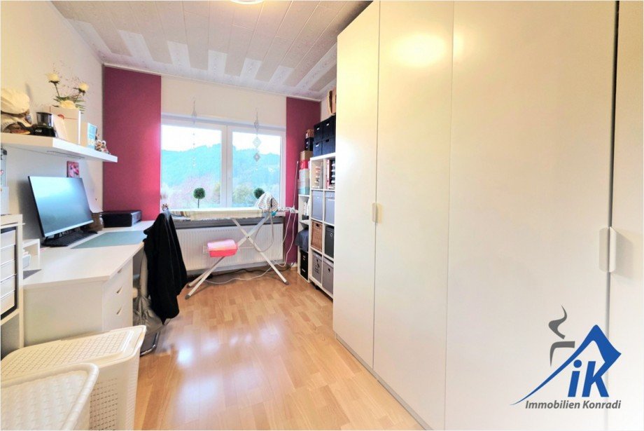 B�ro EG Zweifamilienhaus Hundheim-Offenbach