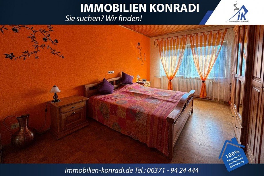 Schlafzimmer Zweifamilienhaus Thaleischweiler-Fr�schen