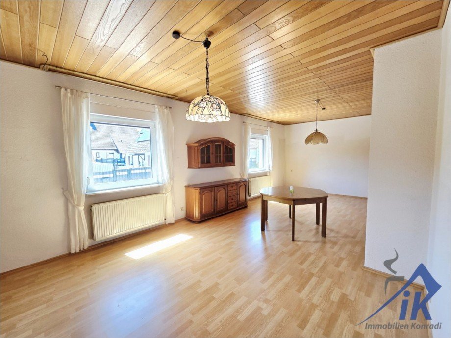 Wohnzimmer EG Doppelhaush�lfte Homburg