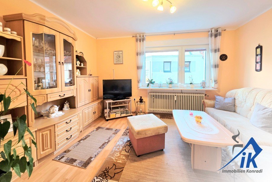 Wohnzimmer 1OG Mehrfamilienhaus Pirmasens